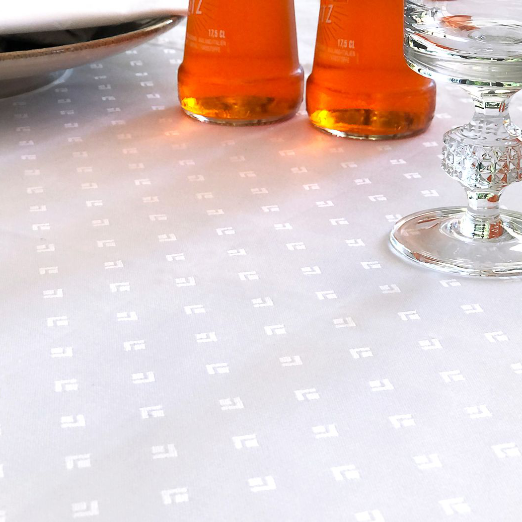 Damast-Tischdecke Leila rund